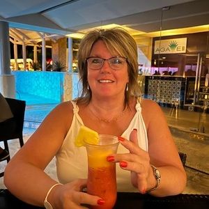 Meet your Posher, Cathy